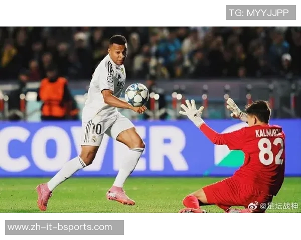 姆巴佩高清精美照片大全汇集展现赛场风采与生活瞬间 姆巴佩高清精美照片大全汇集展现赛场风采与生活瞬间